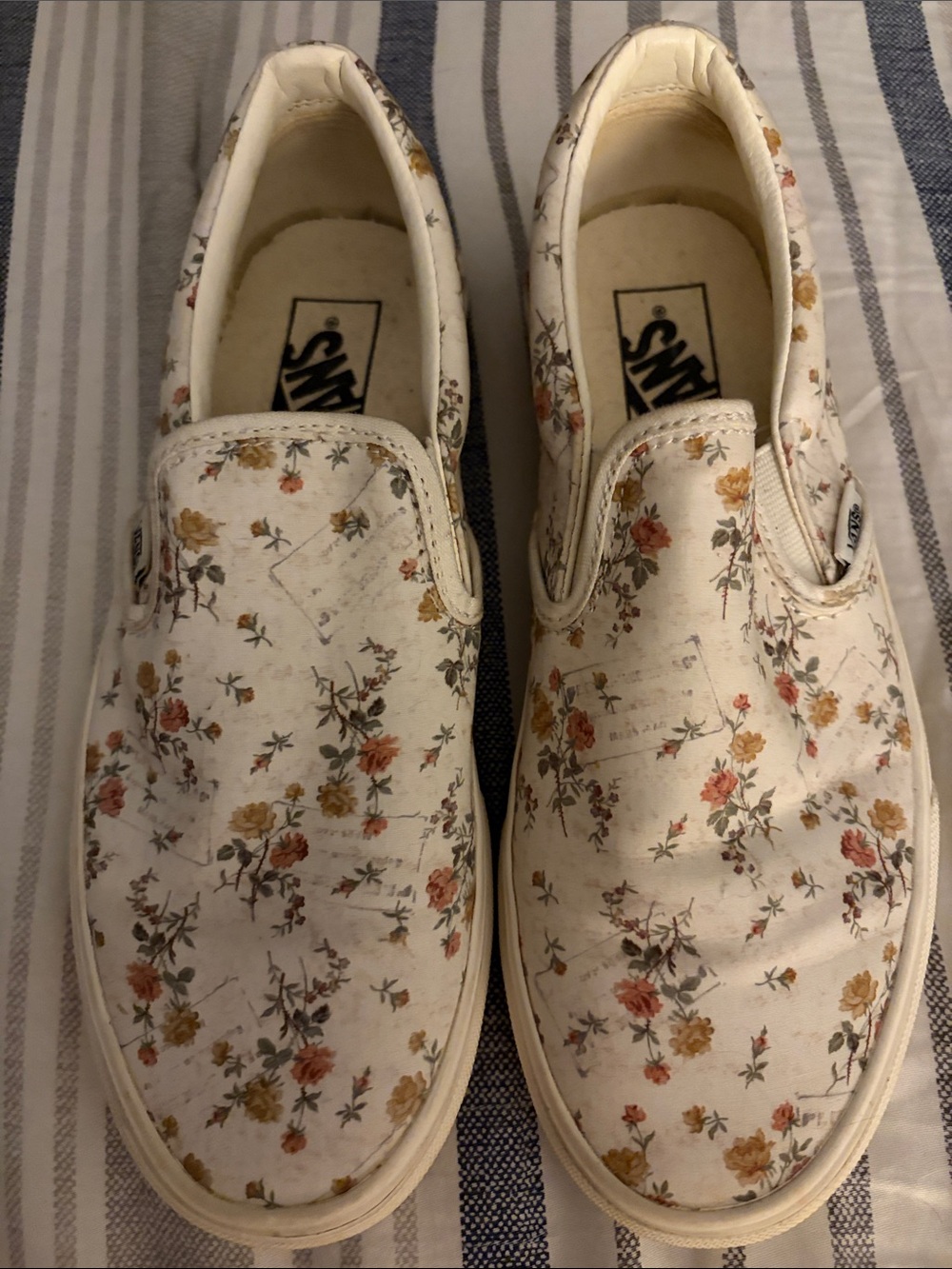 Vans Slip-On Floral Canvas Shoes in Cream with Pink & Yellow Flowers